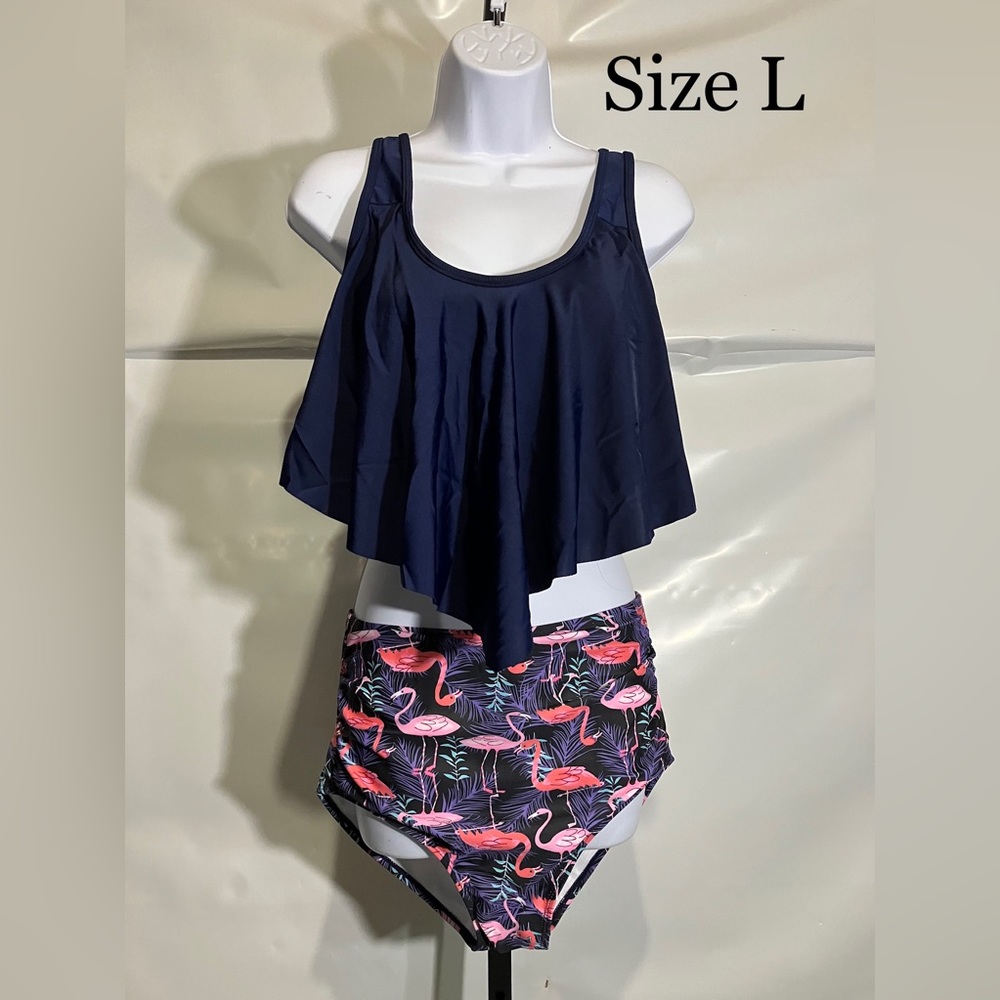 Women’s 2 Piece Swimsuit Size Large